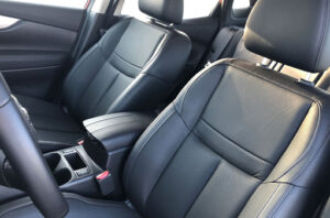 Nissan Rogue Front Interior View