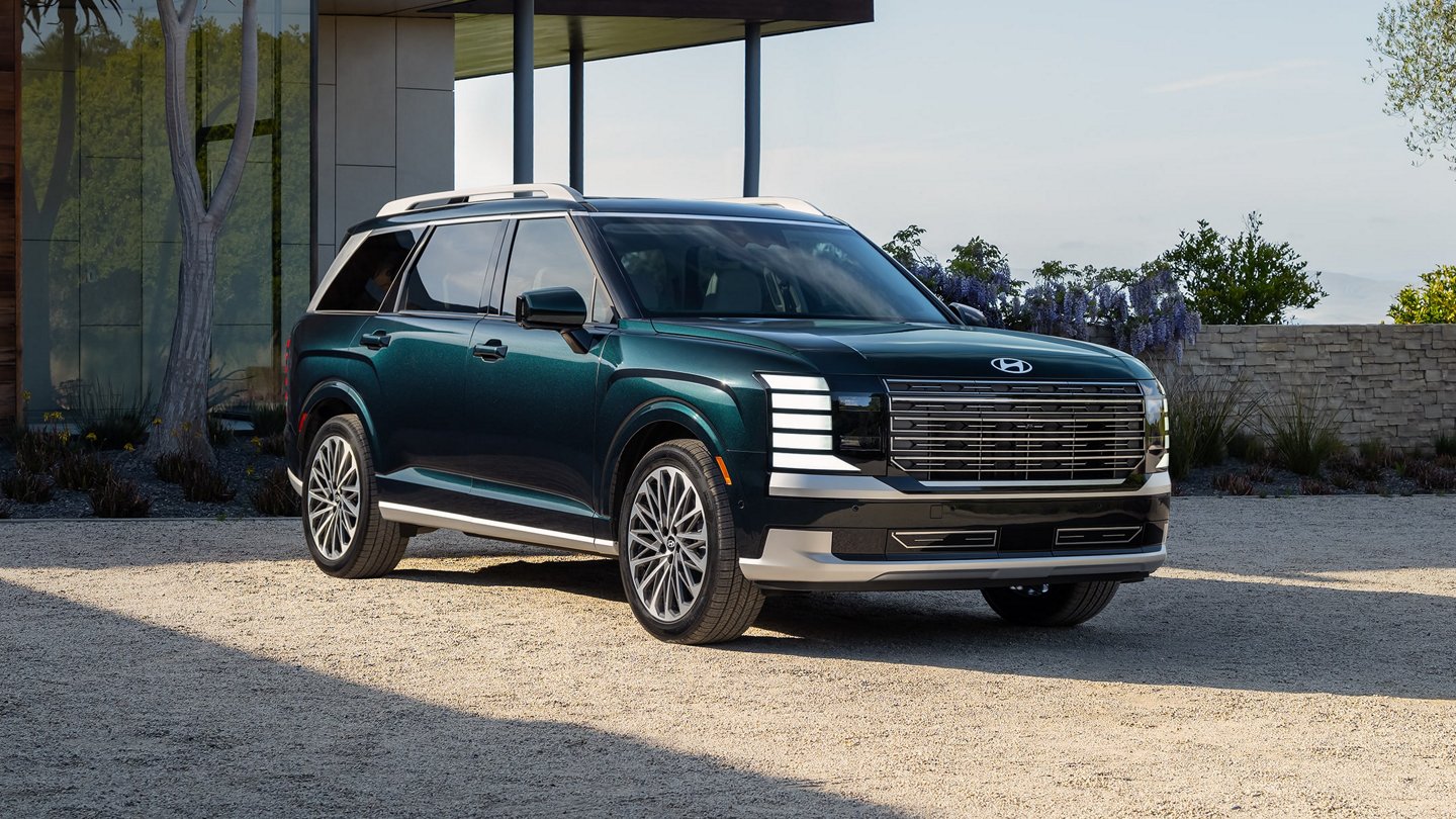 2026-Hyundai-Palisade_Exterior-Angled